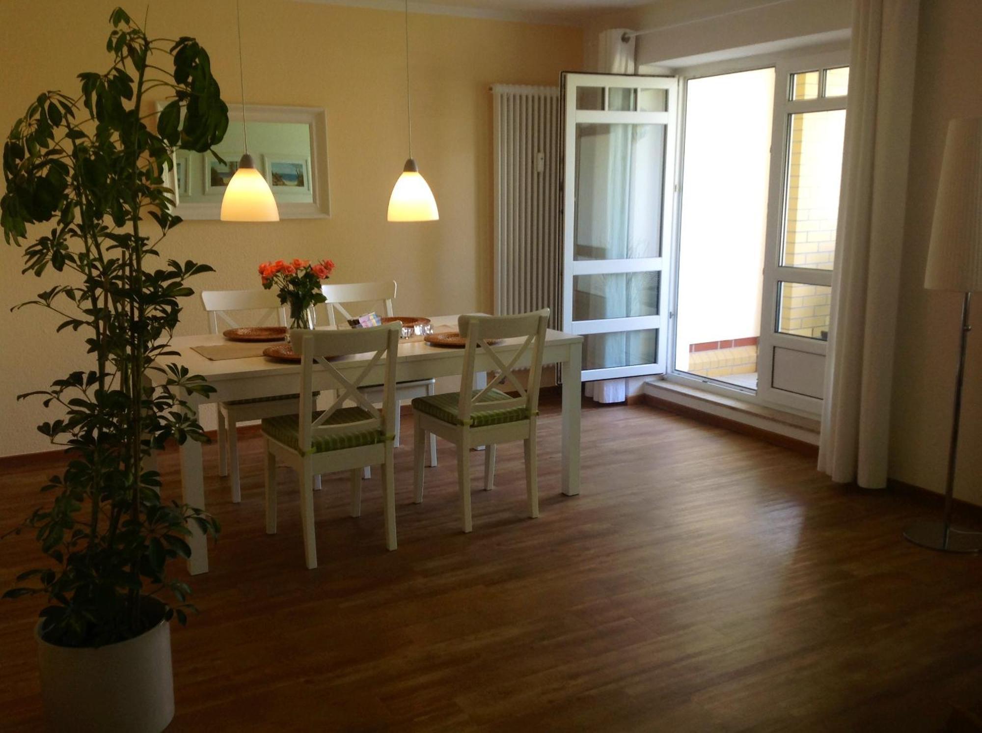 Fewo II Villa Nicole Hafenstrasse 37 Цингст Екстериор снимка